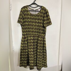 LulaRoe Patterned Women's plus size  3X middy Dress